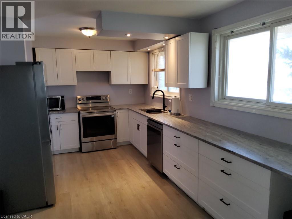 7 USHER STREET - 7