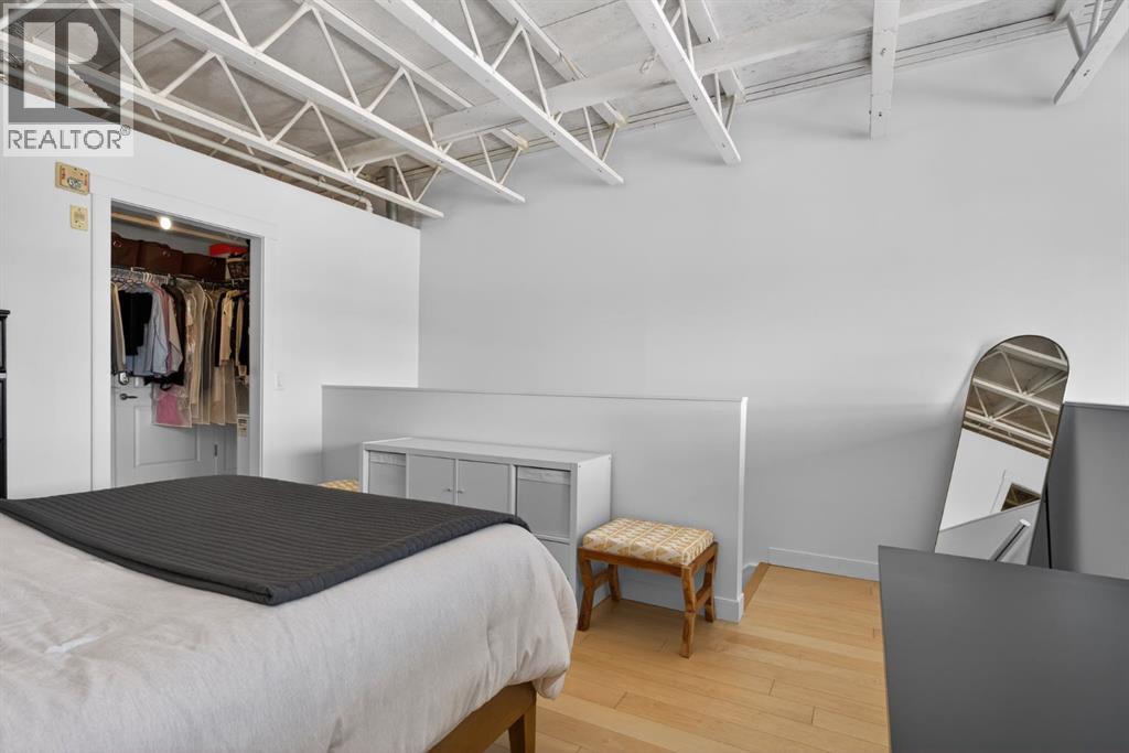 Single Family House Loft for Sale in    Avenue SW Garrison Woods Calgary 