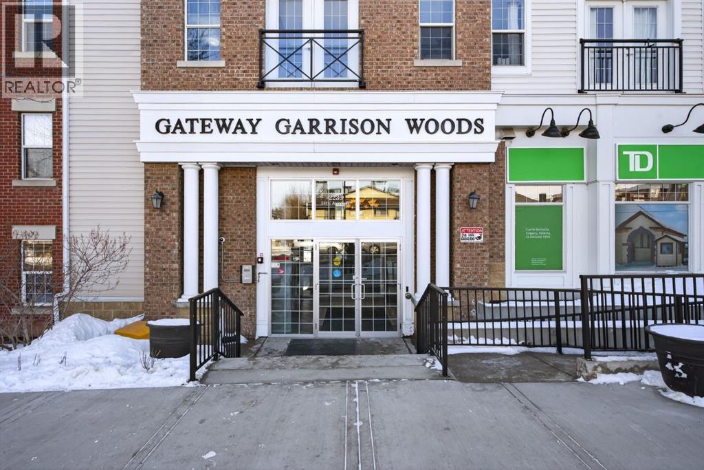 Single Family House Loft for Sale in    Avenue SW Garrison Woods Calgary 