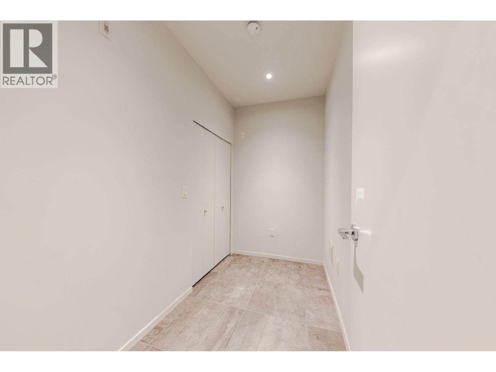 131 765 W 49TH AVENUE, Vancouver