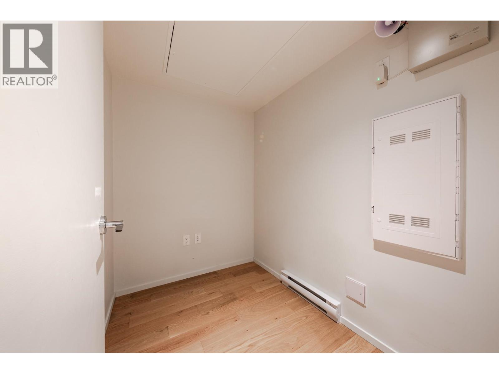 131 765 W 49TH AVENUE, Vancouver