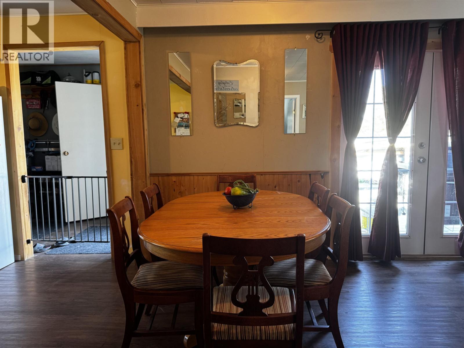 7048 S NETHERLAND ROAD, Lone Butte