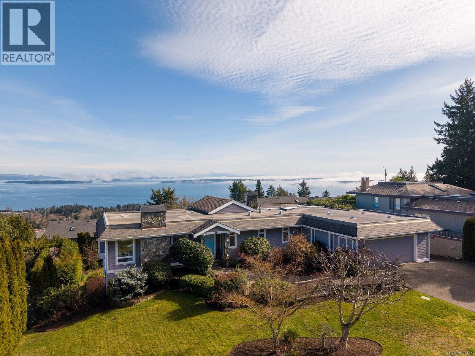 1736 Mayneview Terr, North Saanich