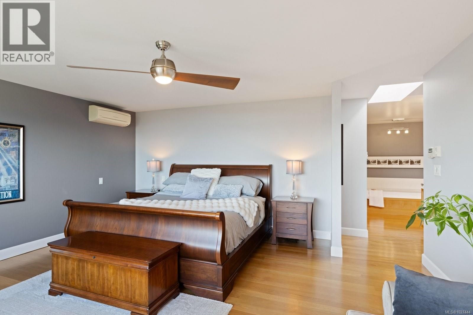 1736 Mayneview Terr, North Saanich