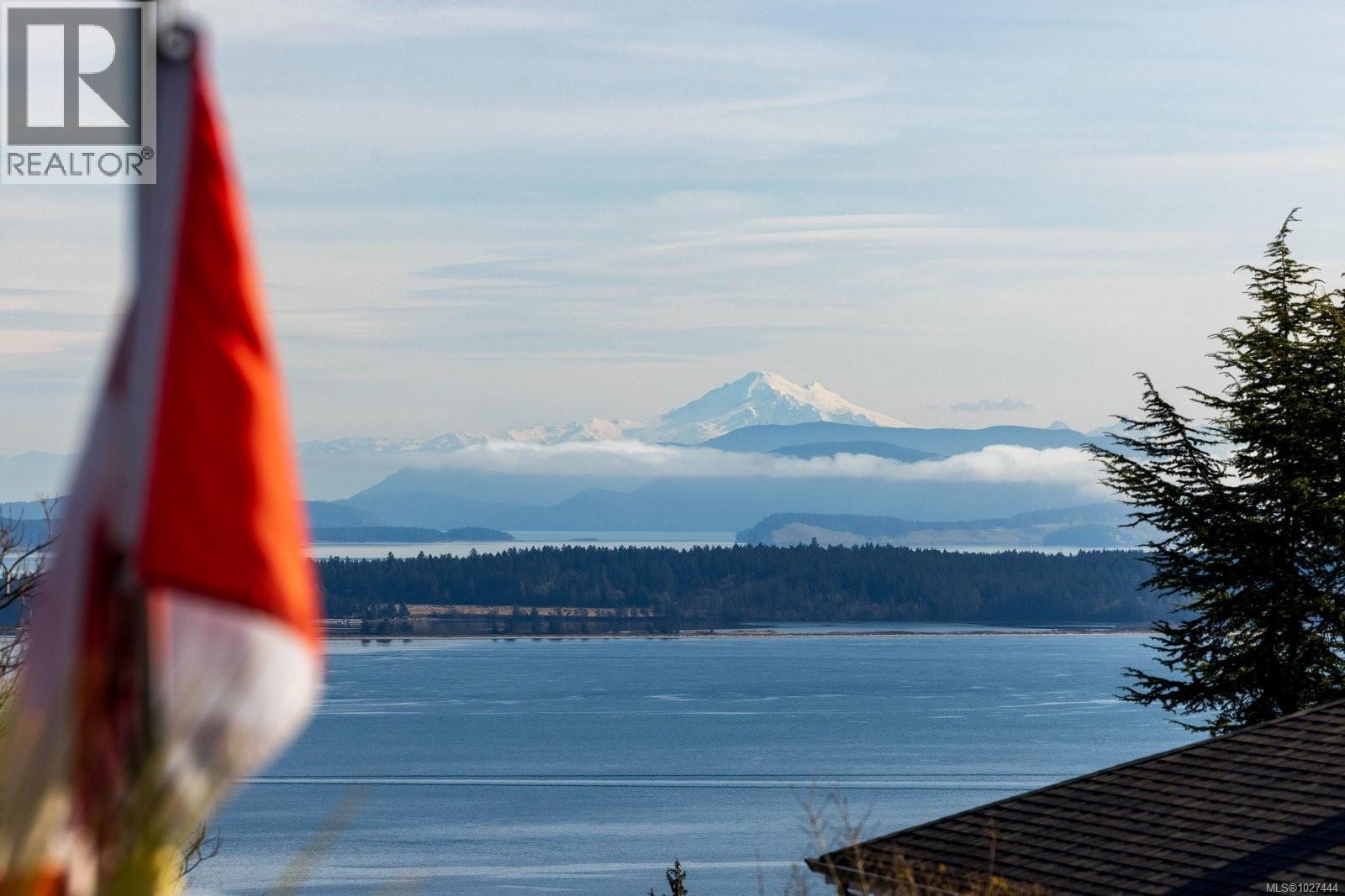 1736 Mayneview Terr, North Saanich