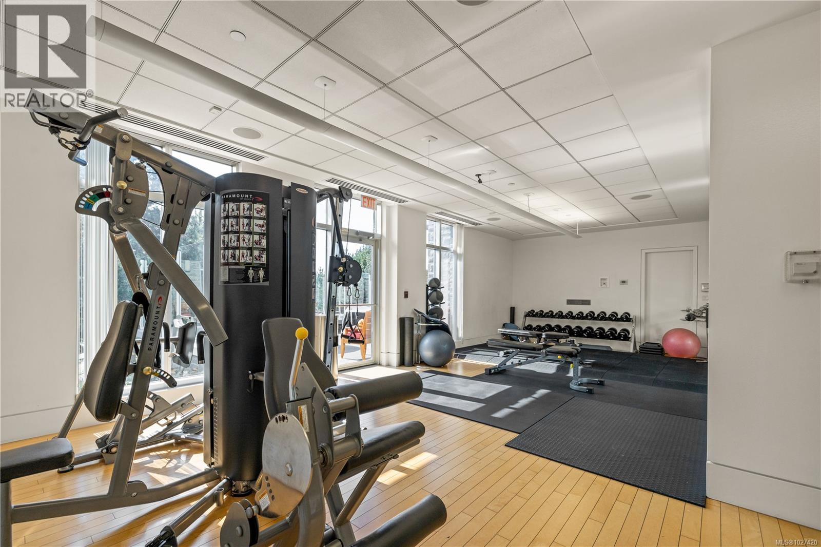 210 100 Saghalie Rd, Victoria