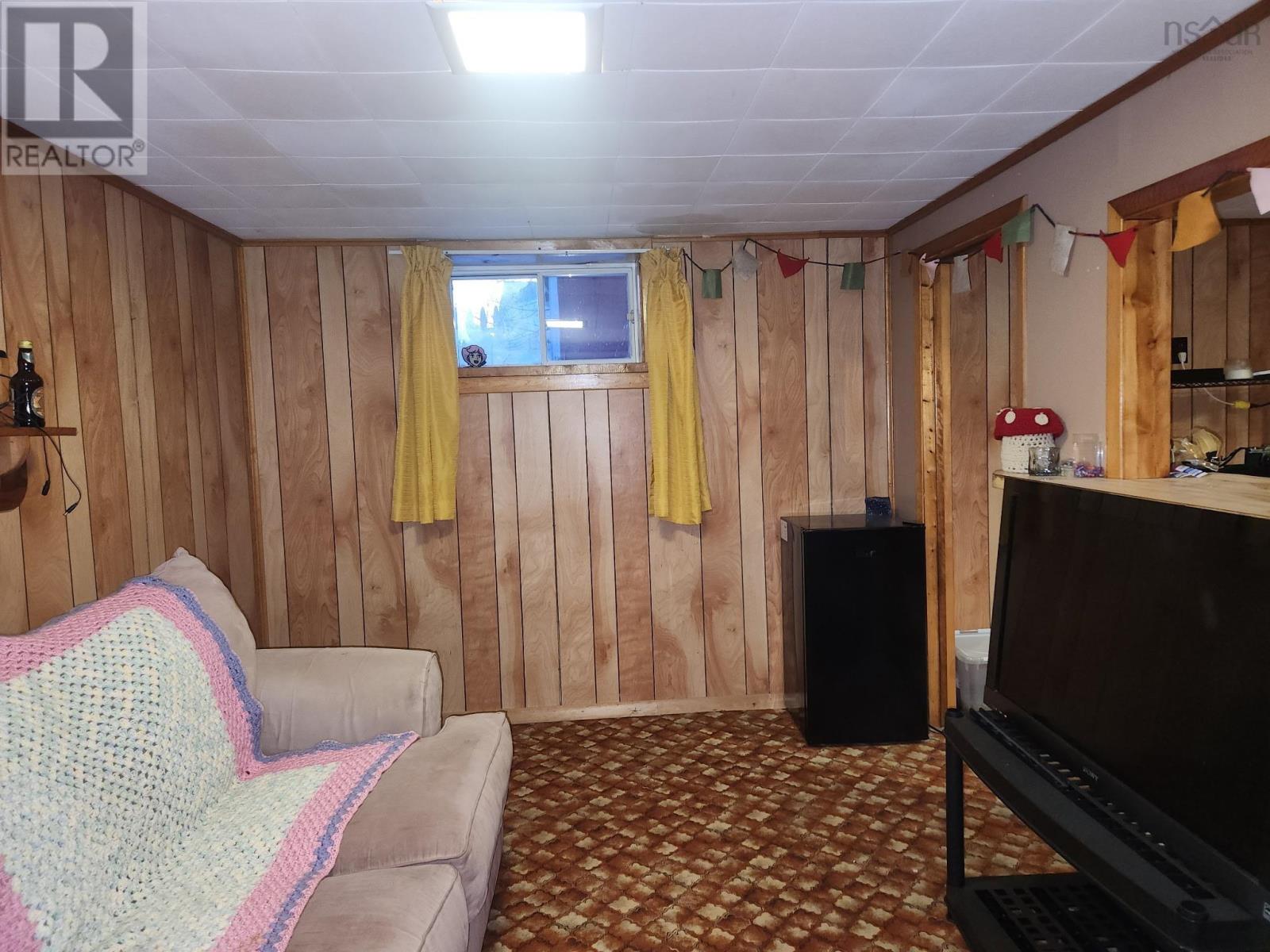 Property 5 of 12 of 232 King Street