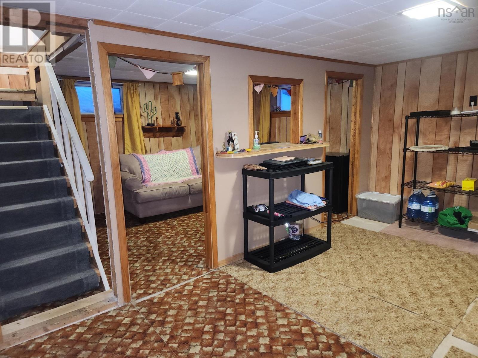 Property 9 of 12 of 232 King Street