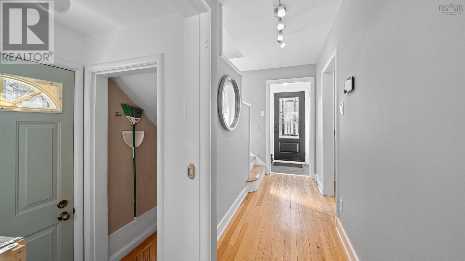 Property 26 of 38 of 3815 Memorial Drive