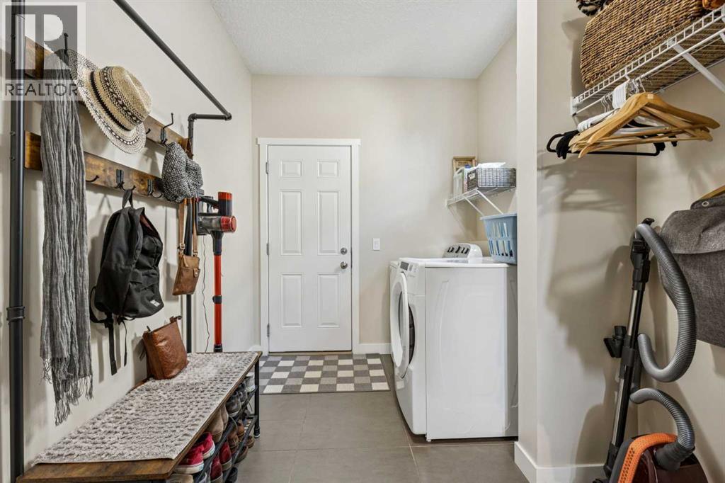 36 Sunrise Crescent, Cochrane