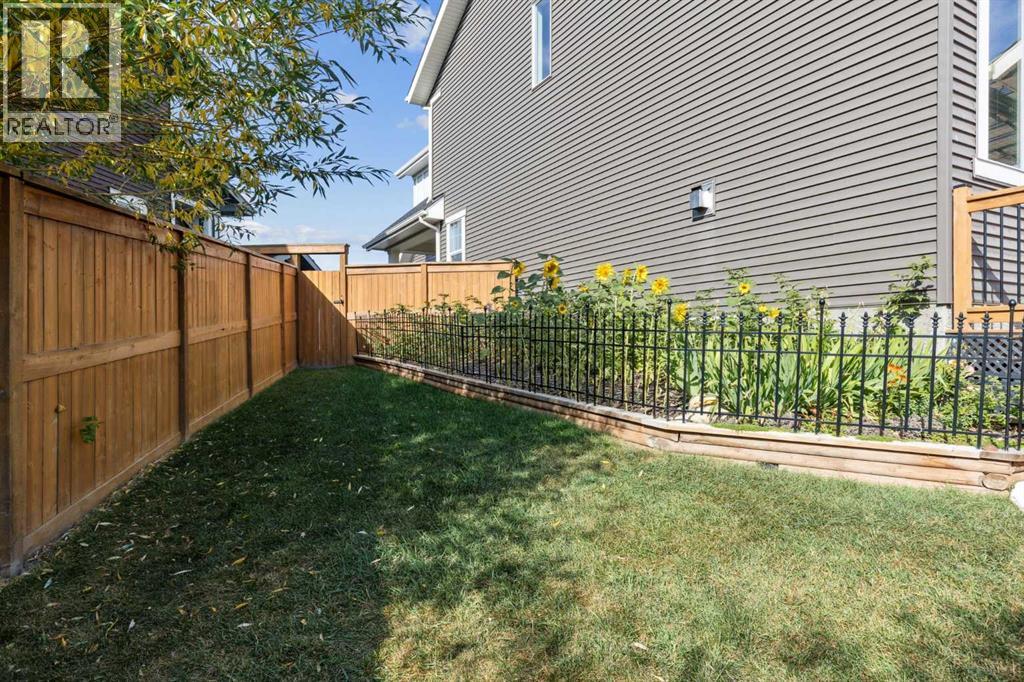 36 Sunrise Crescent, Cochrane