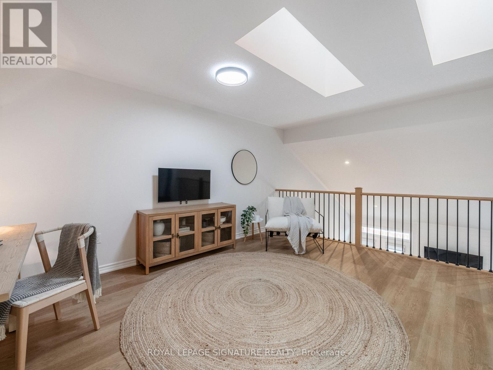 Single Family House for Sale in  WELCH LANE Hamilton (Mountview) 