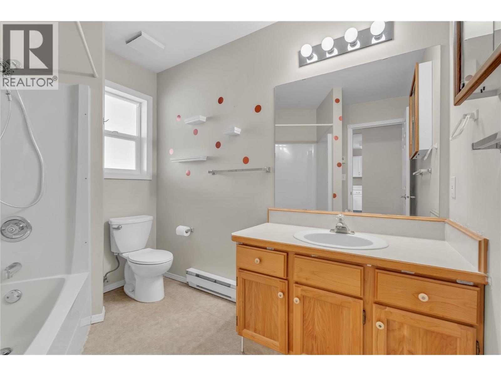 10505 Quinpool Road Unit# 16, Summerland