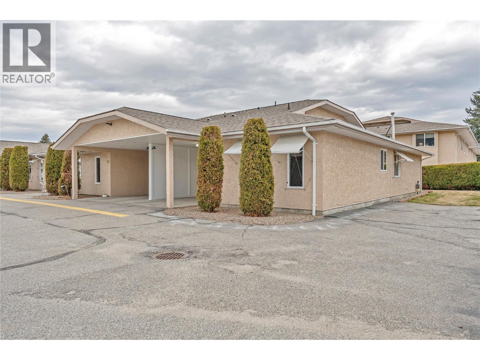 10505 Quinpool Road Unit# 16, Summerland