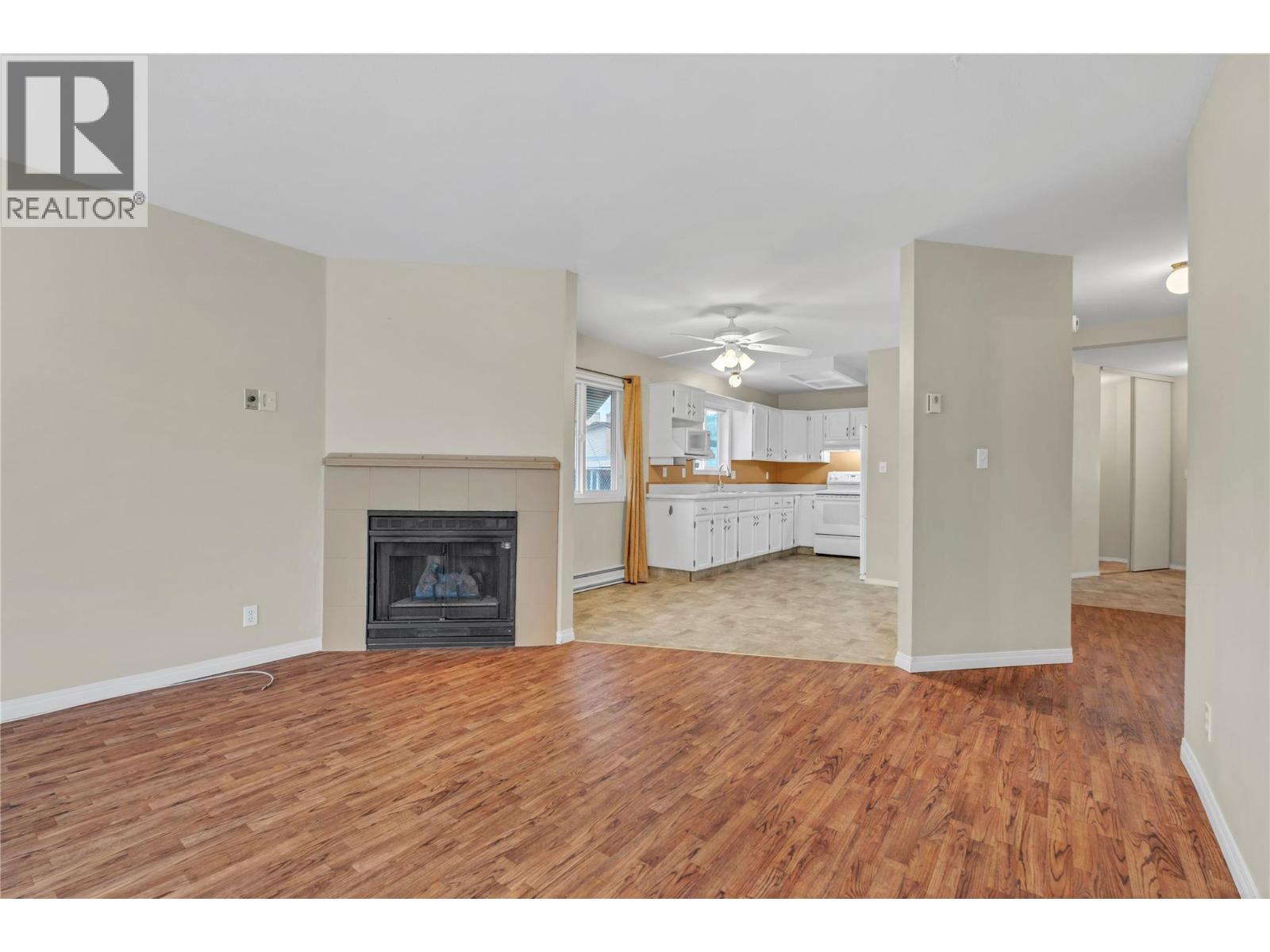 10505 Quinpool Road Unit# 16, Summerland