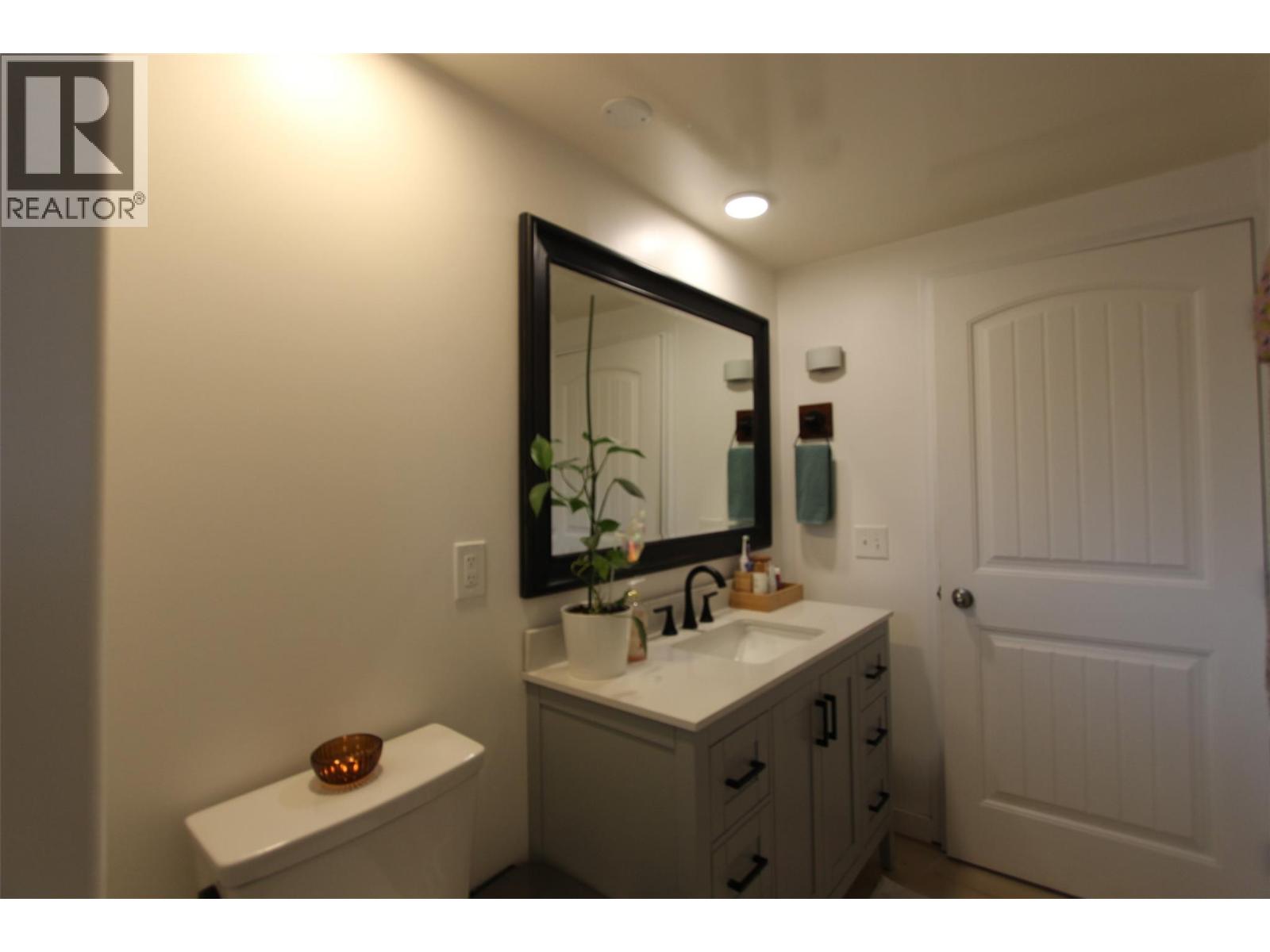 E15 60 Cokato Road, Fernie