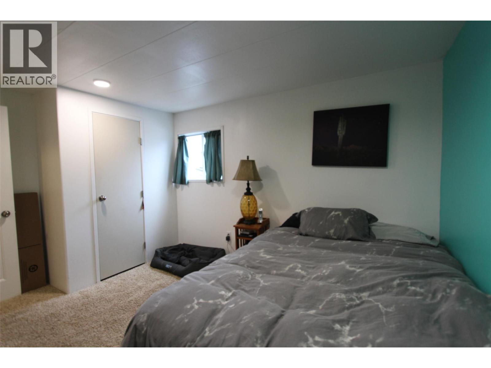 E15 60 Cokato Road, Fernie