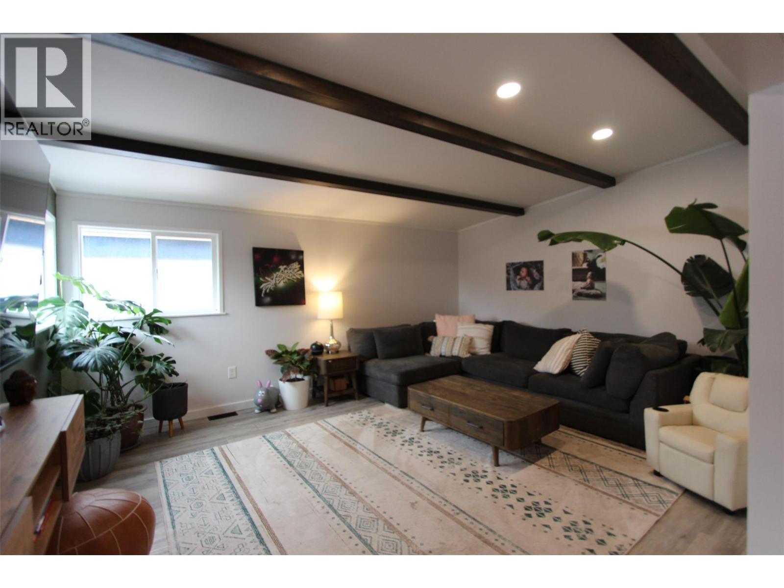 E15 60 Cokato Road, Fernie