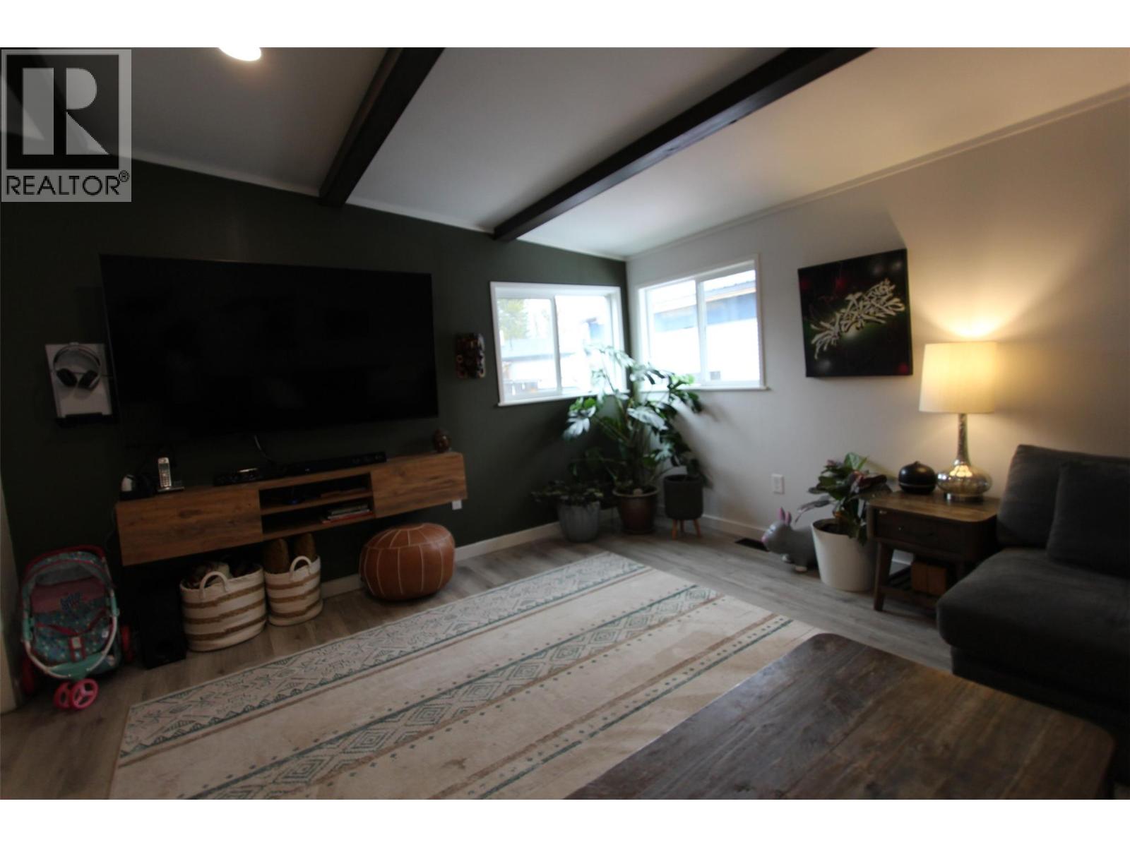 E15 60 Cokato Road, Fernie