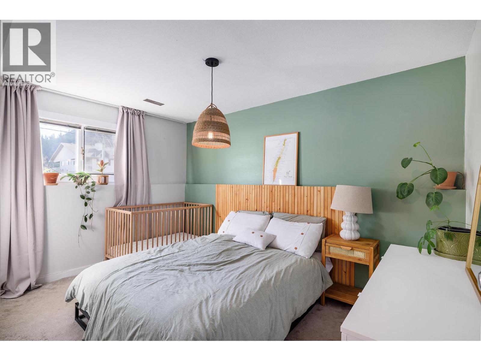 2728 Riffington Place, West Kelowna