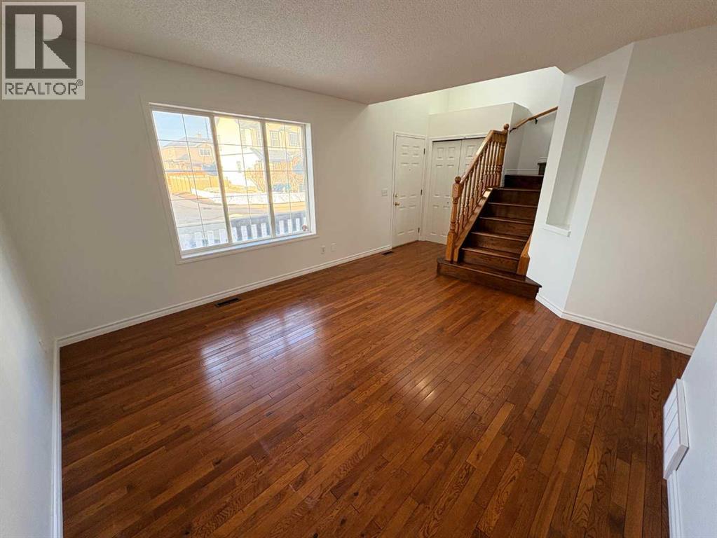 Single Family House for Sale in  Martha