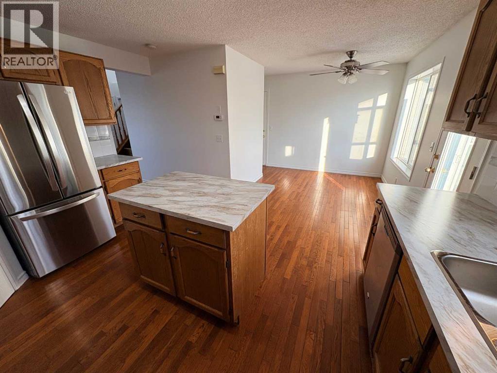 Single Family House for Sale in  Martha