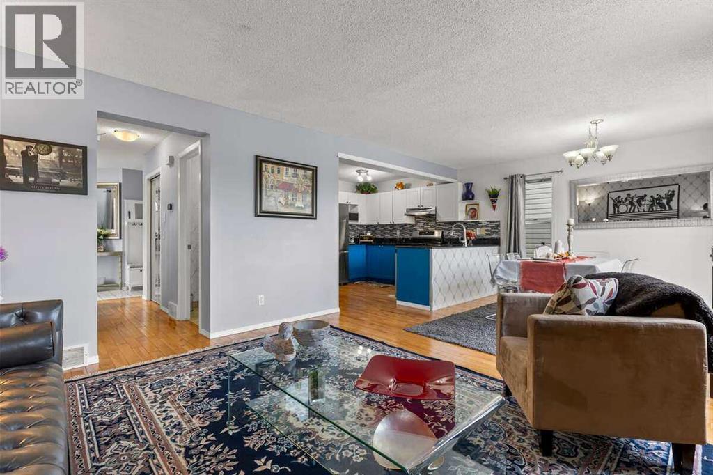 Single Family House for Sale in  Bridlecreek Terrace SW Bridlewood Calgary 