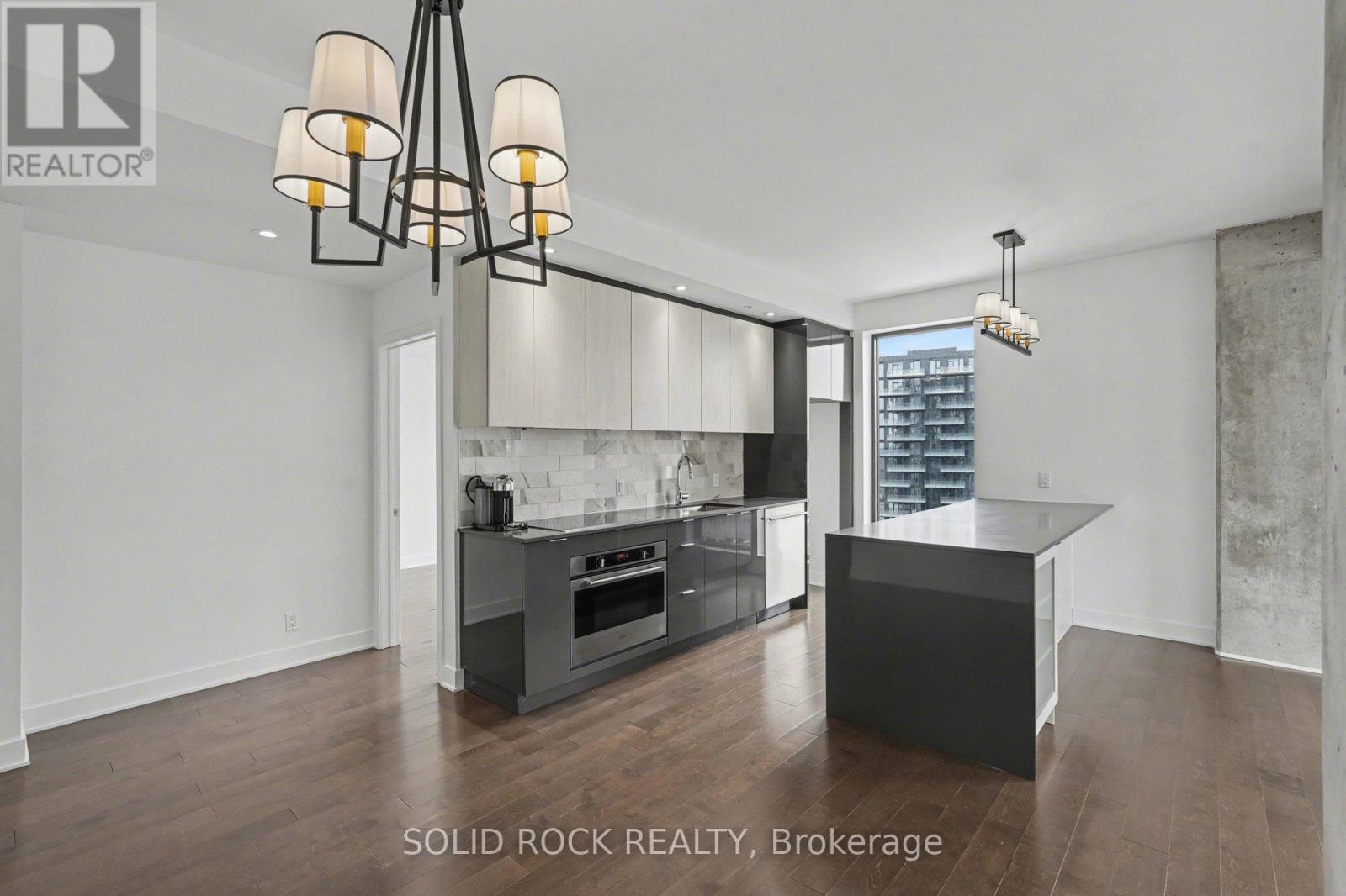 #1606 20 DALY AVENUE - 12