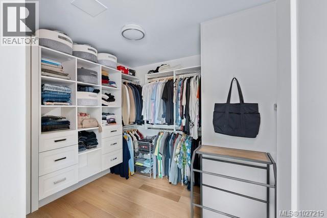 903 GREYSTONE PL - 24