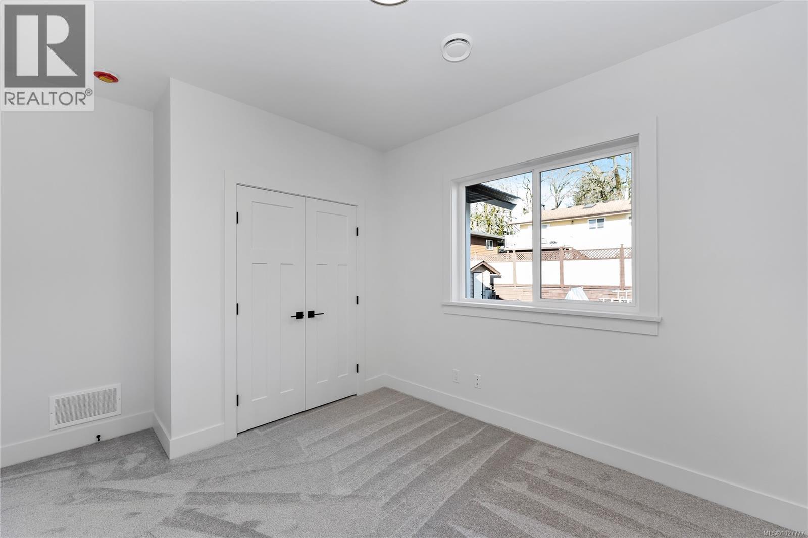 2021 OAKHILL PL - 33