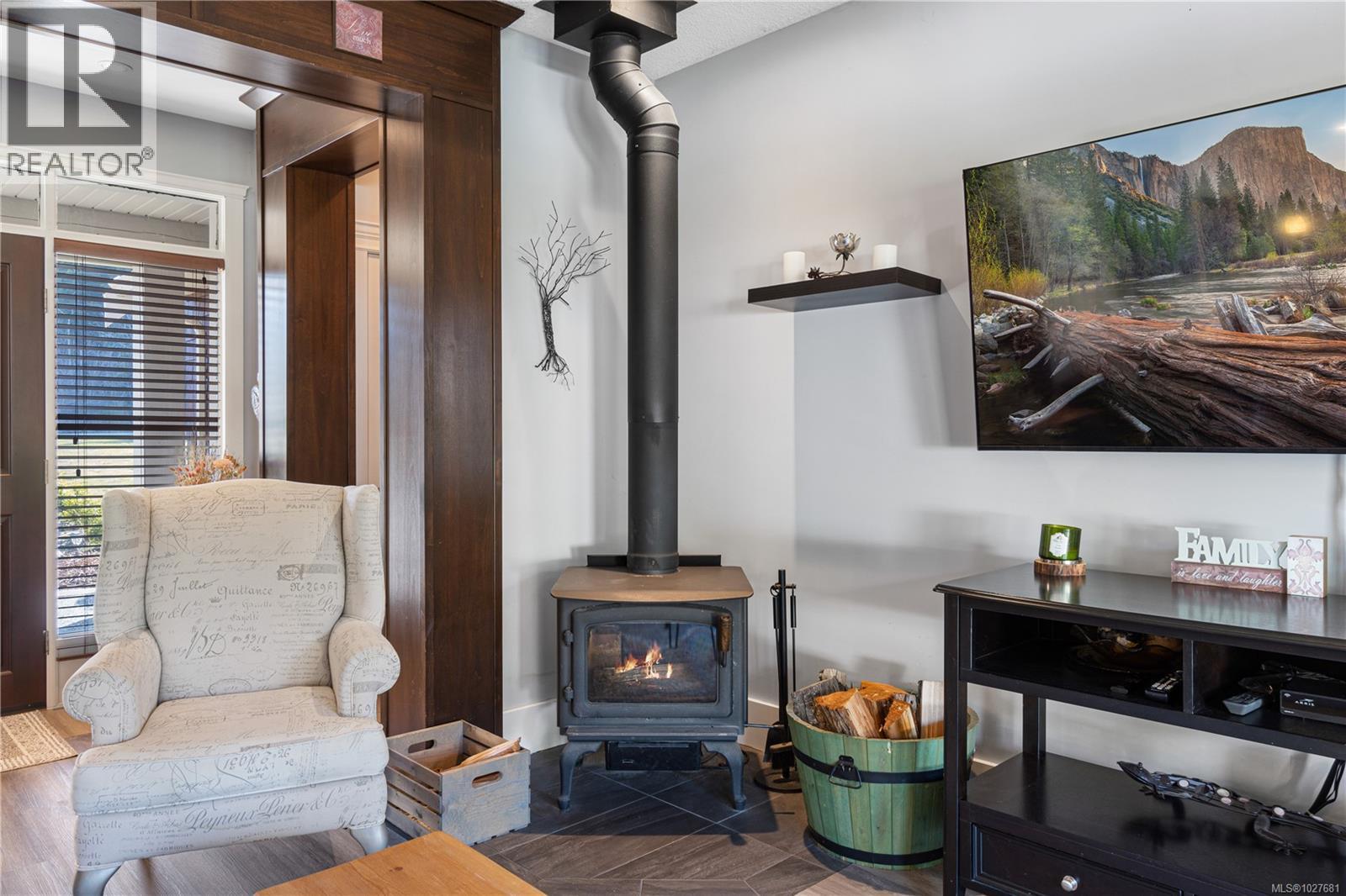 1081 Sleepy Hollow Pl, Nanoose Bay