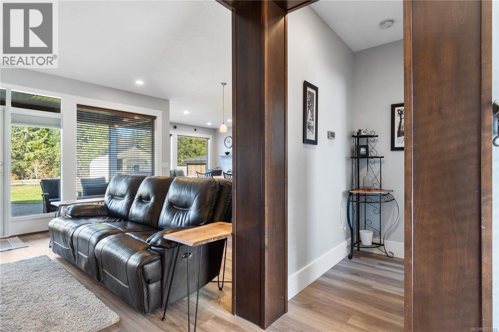 1081 Sleepy Hollow Pl, Nanoose Bay