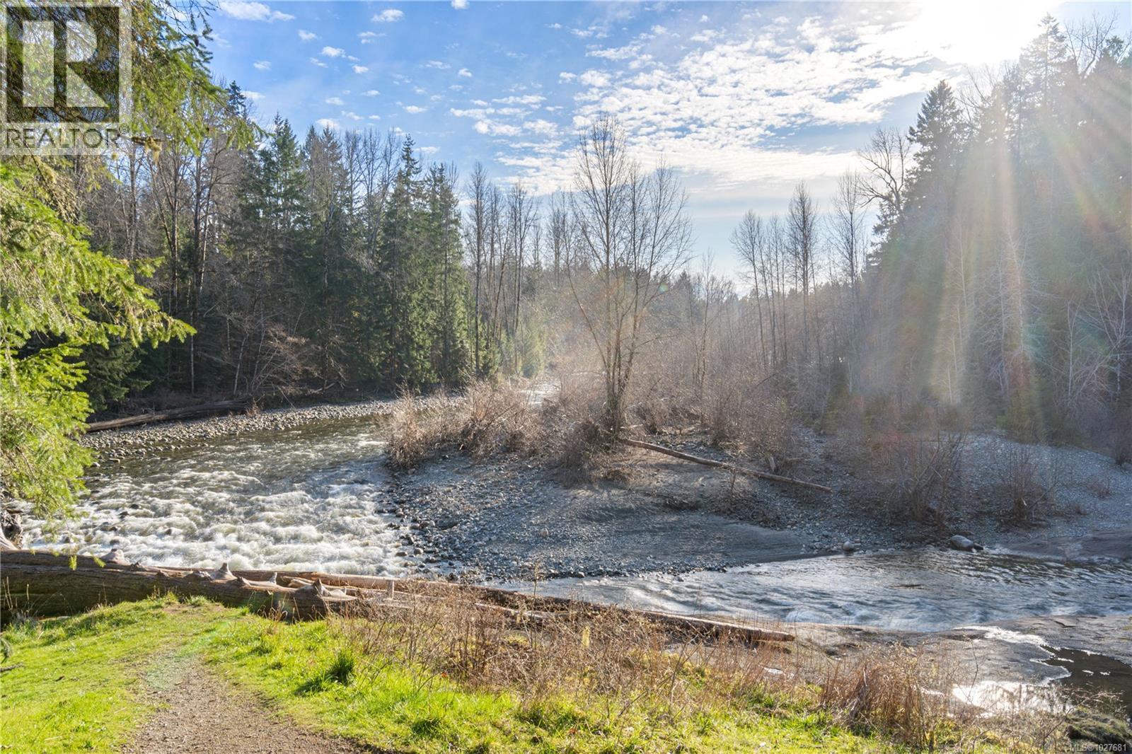 1081 Sleepy Hollow Pl, Nanoose Bay