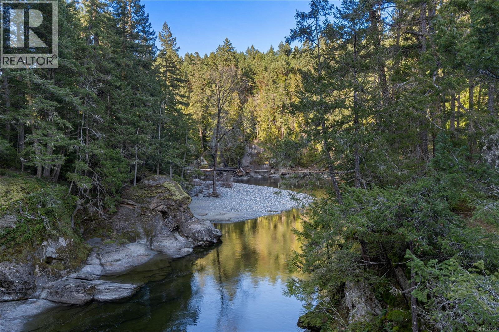 1081 Sleepy Hollow Pl, Nanoose Bay