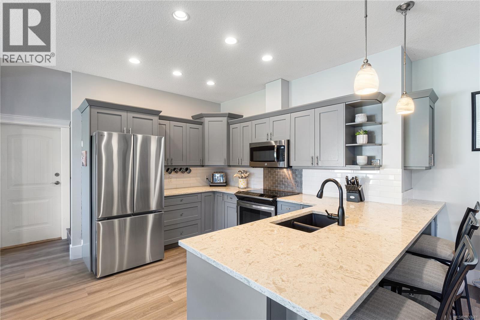 1081 Sleepy Hollow Pl, Nanoose Bay