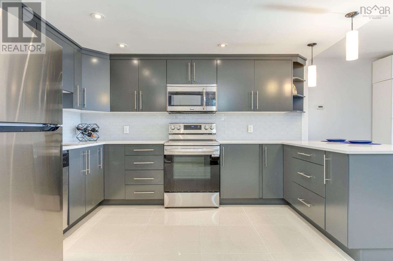 Property 4 of 29 of 805 6369 Coburg Road