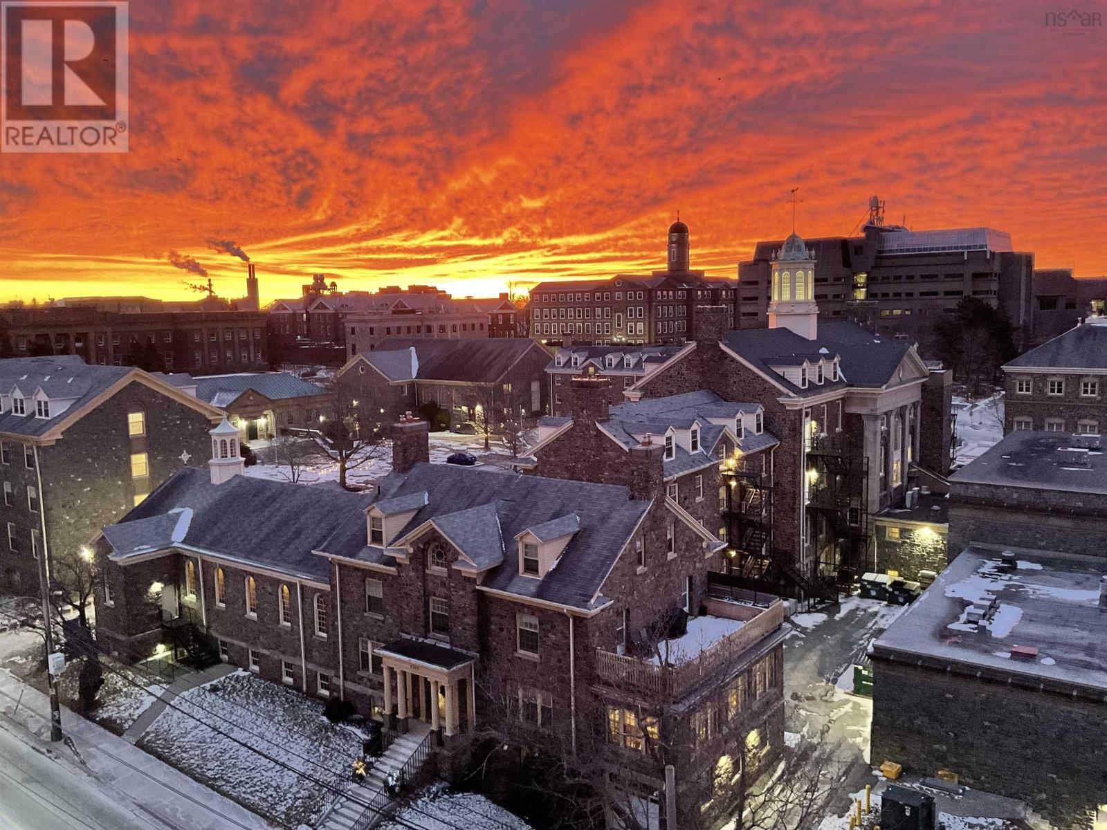 Property 25 of 29 of 805 6369 Coburg Road