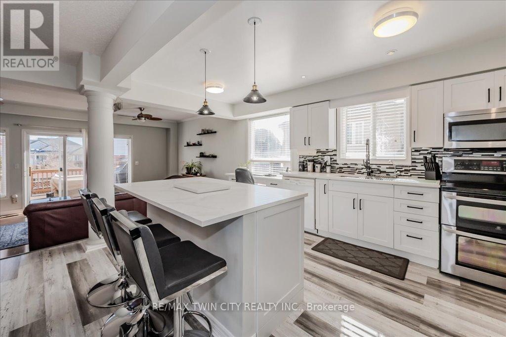 11 ACORN WAY W - 6