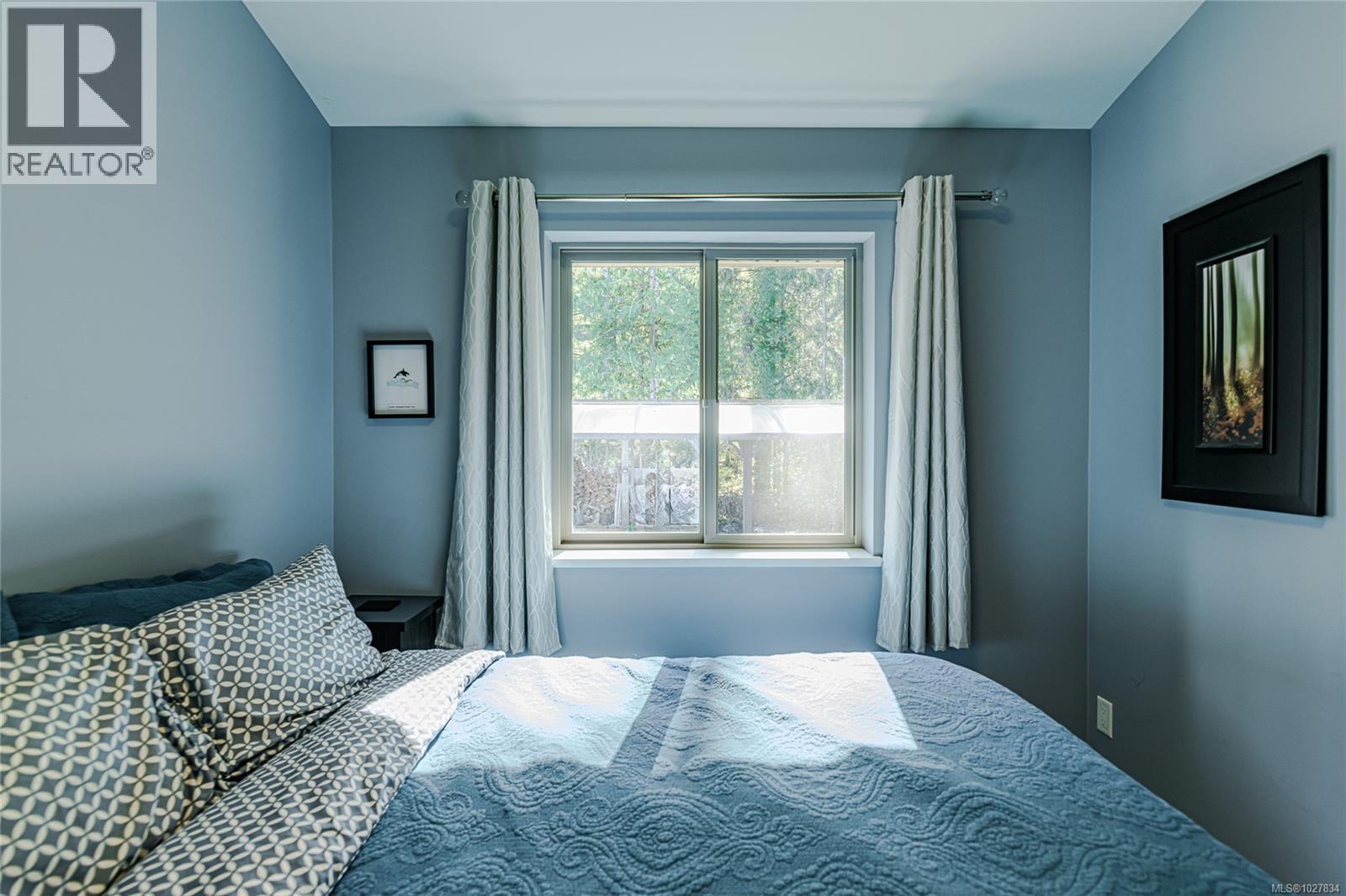  9854 Stin-Qua Road, Honeymoon Bay