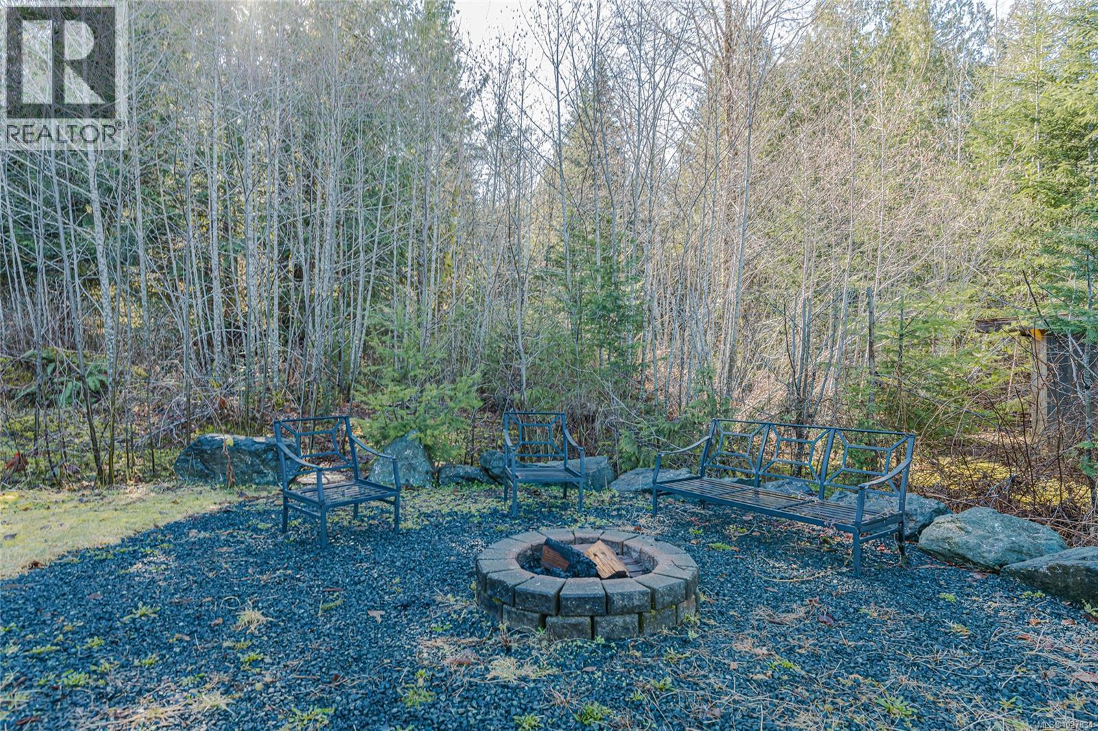  9854 Stin-Qua Road, Honeymoon Bay