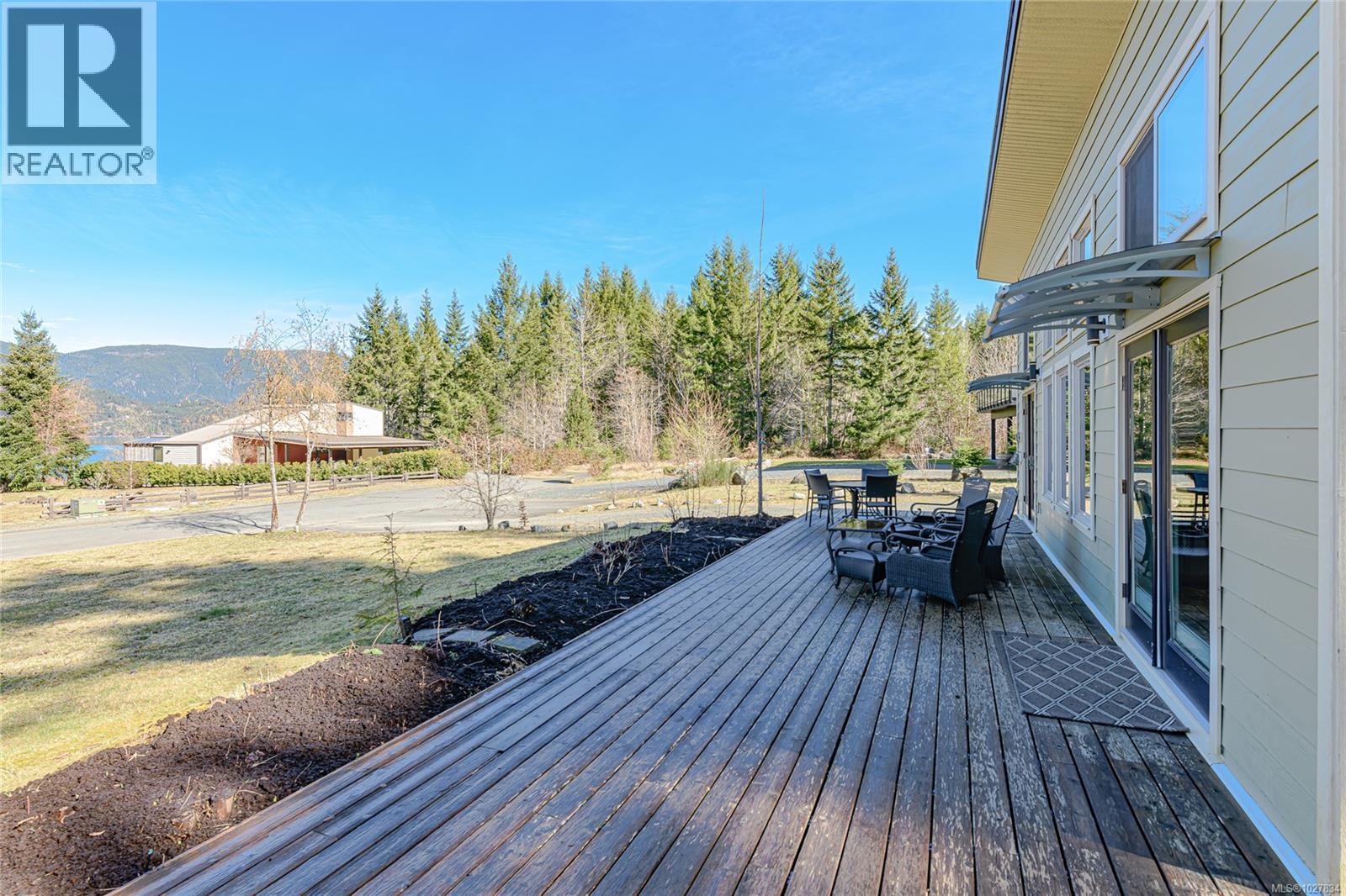  9854 Stin-Qua Road, Honeymoon Bay