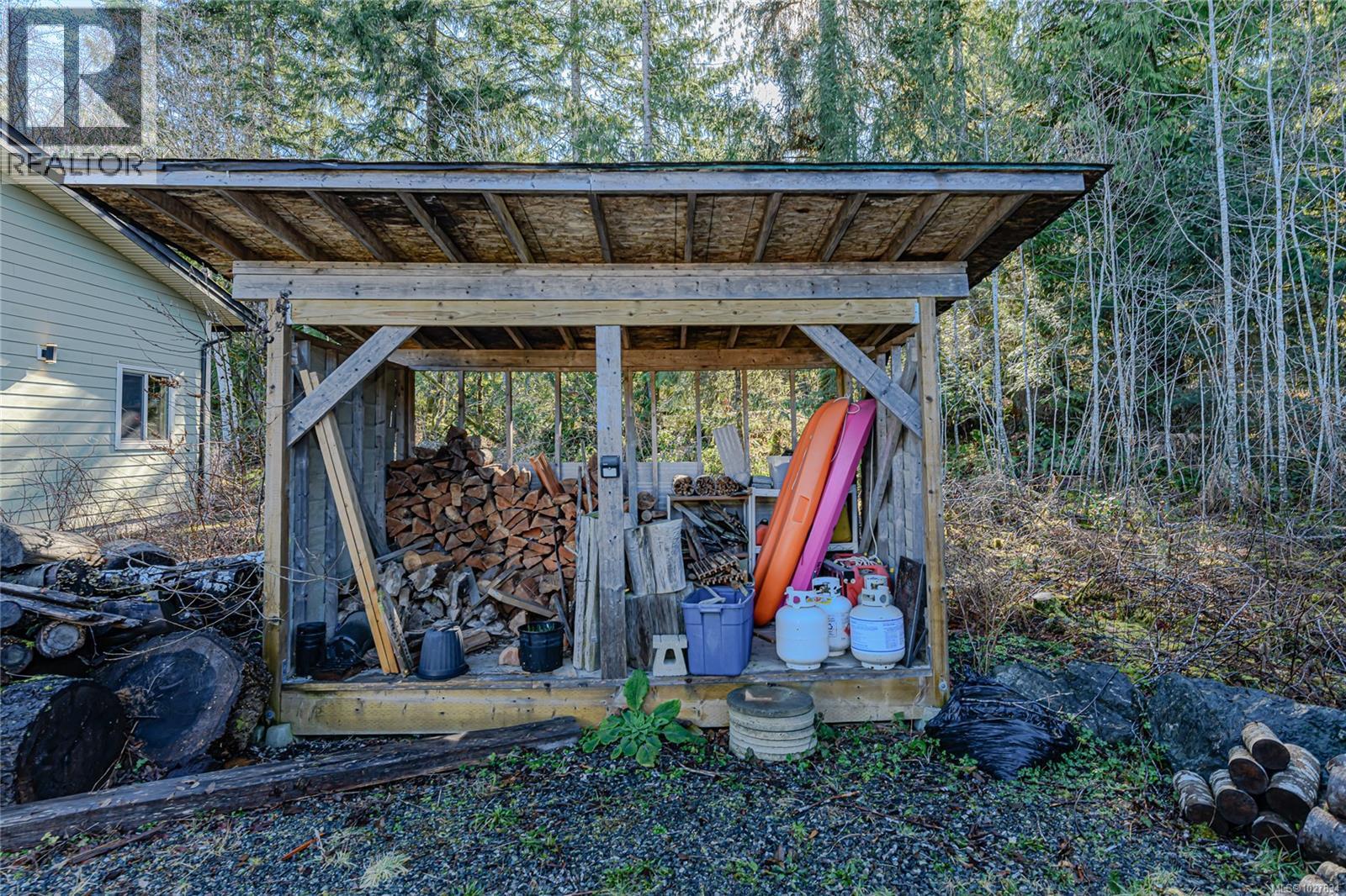  9854 Stin-Qua Road, Honeymoon Bay