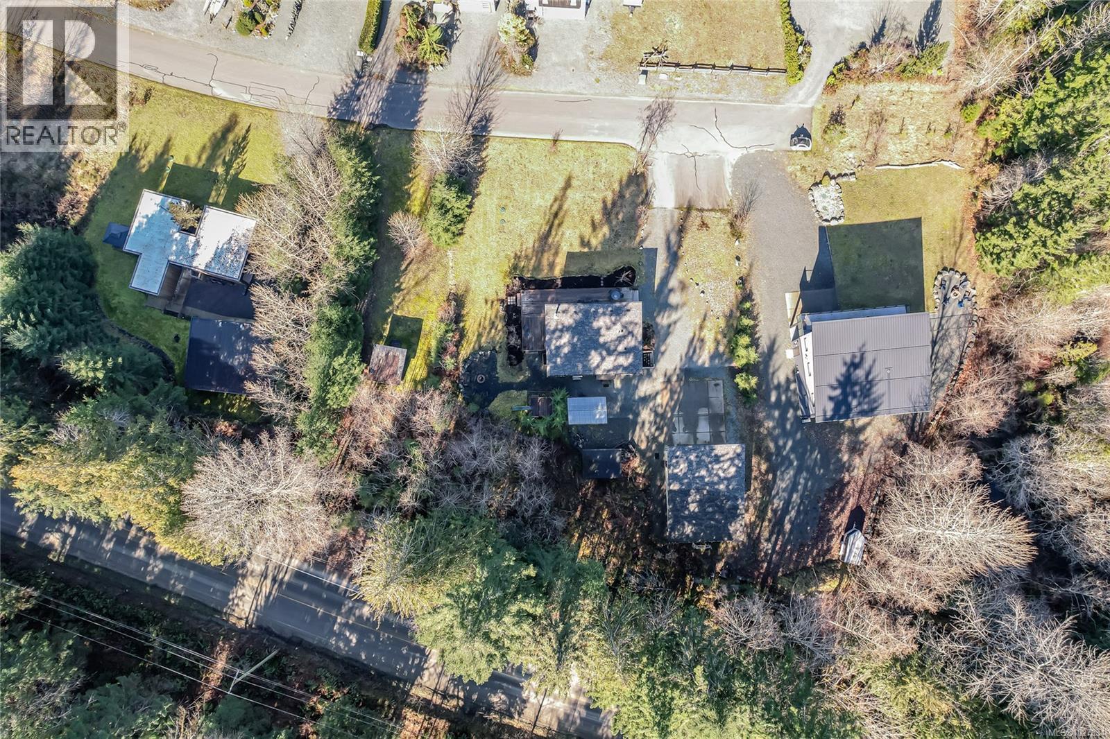  9854 Stin-Qua Road, Honeymoon Bay