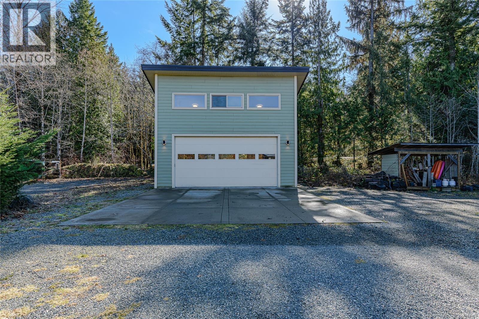  9854 Stin-Qua Road, Honeymoon Bay