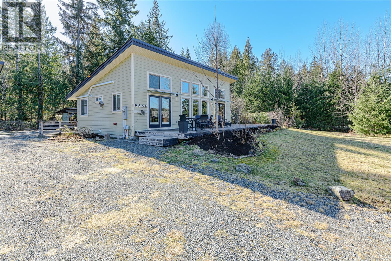  9854 Stin-Qua Road, Honeymoon Bay