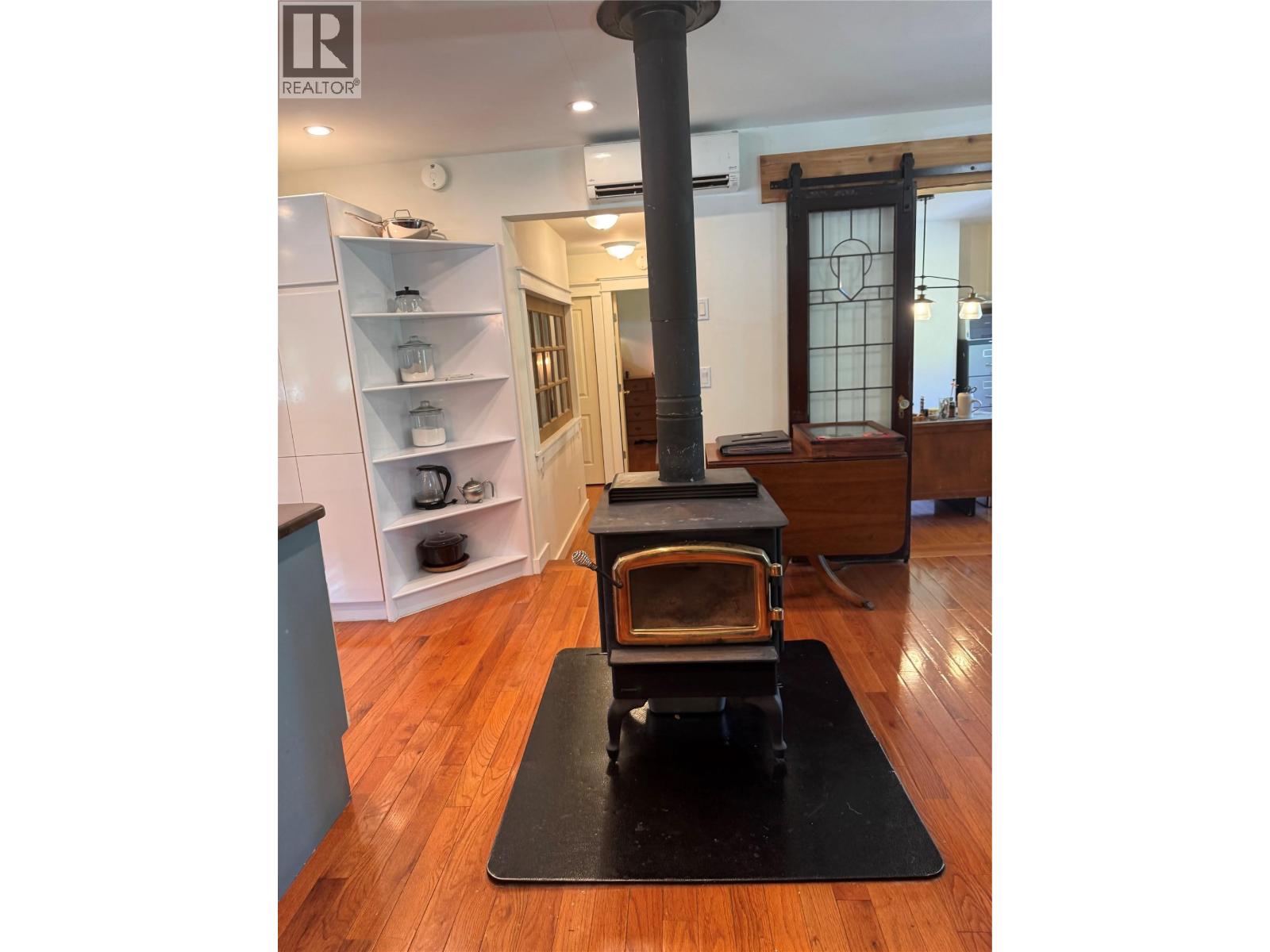 9&11 KINGSLEY Road, Christina Lake