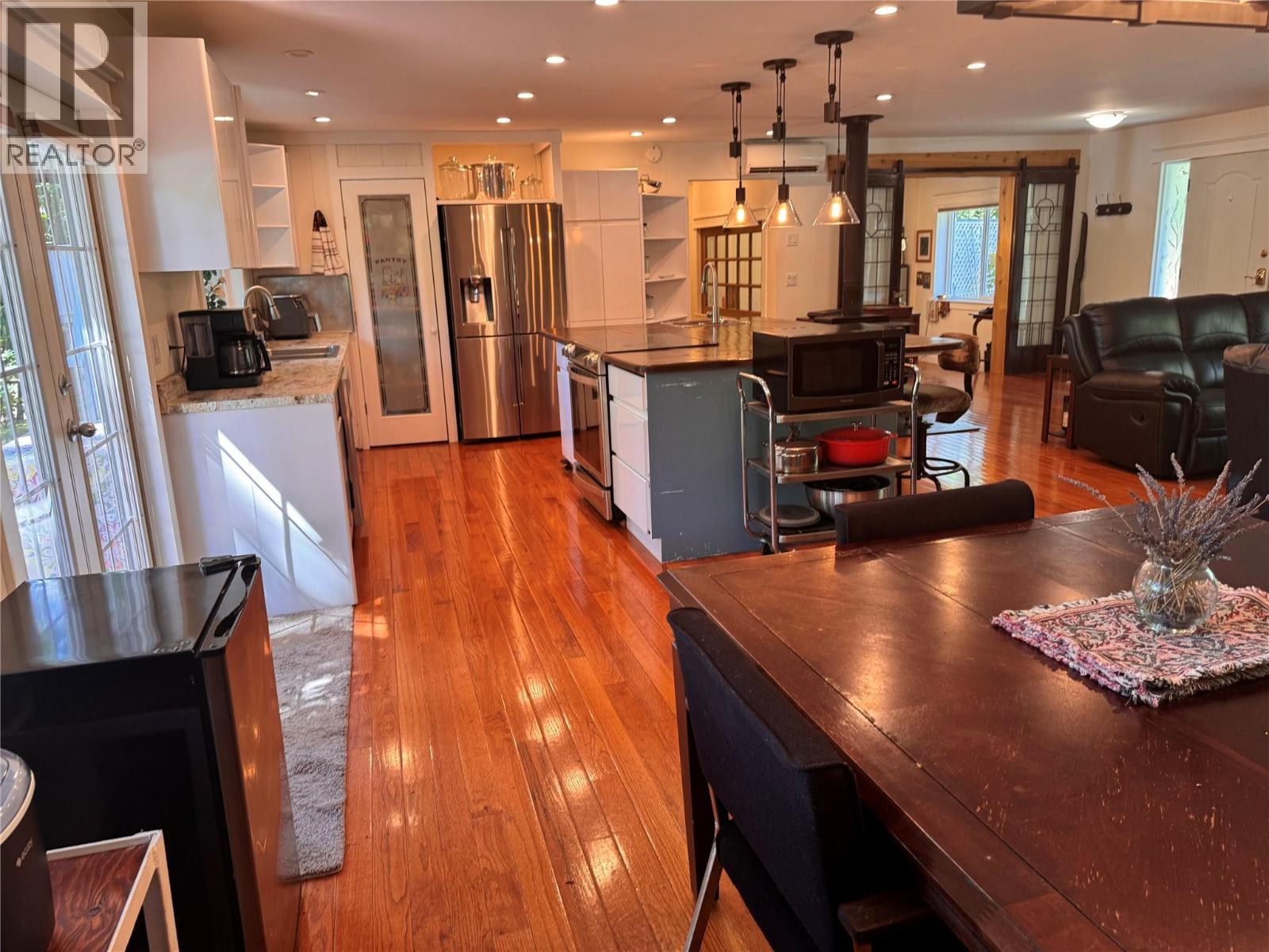 9&11 KINGSLEY Road, Christina Lake