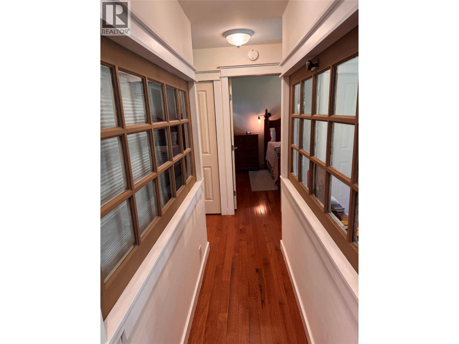 9&11 KINGSLEY Road - 18