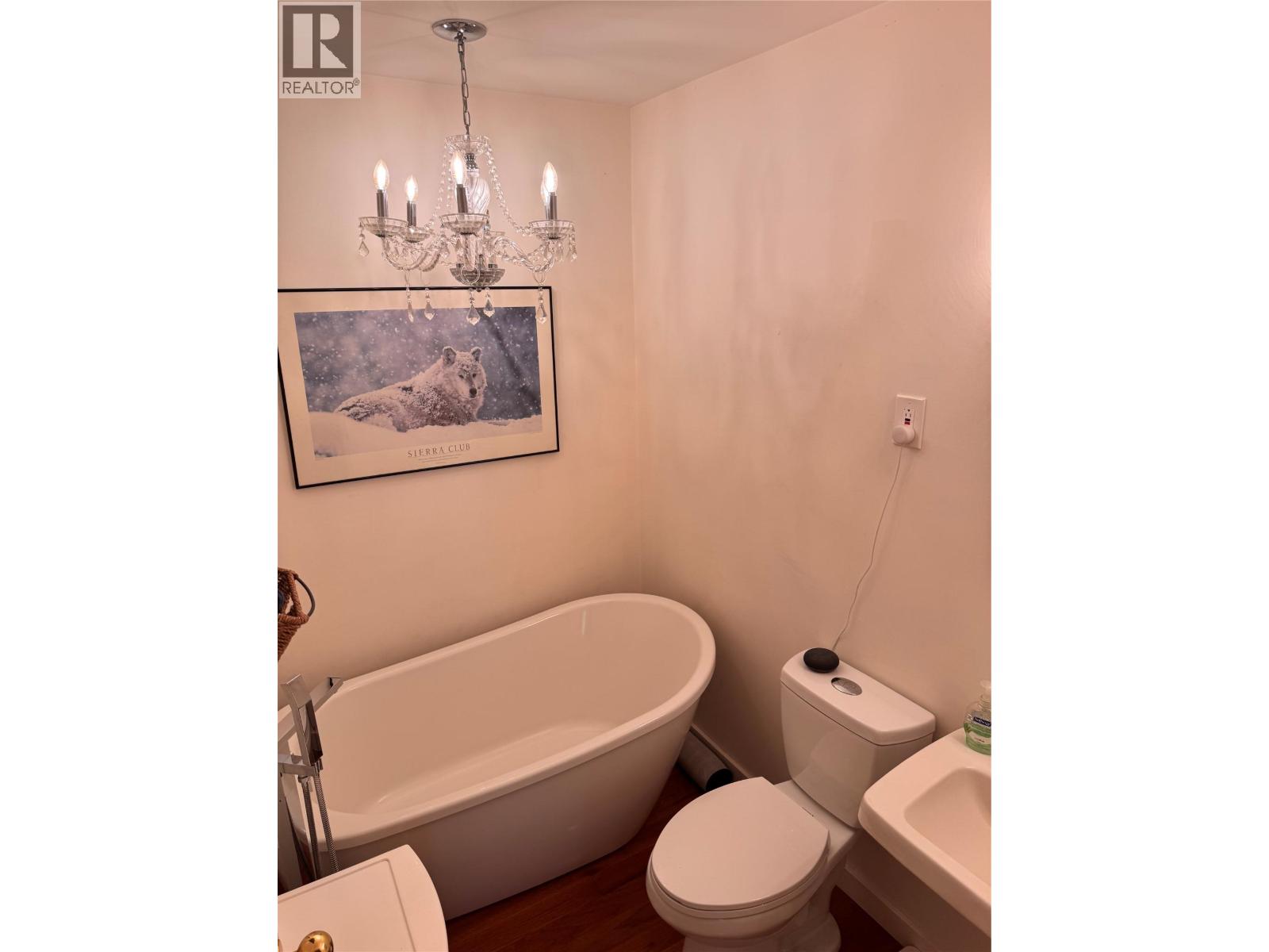 9&11 KINGSLEY Road - 20