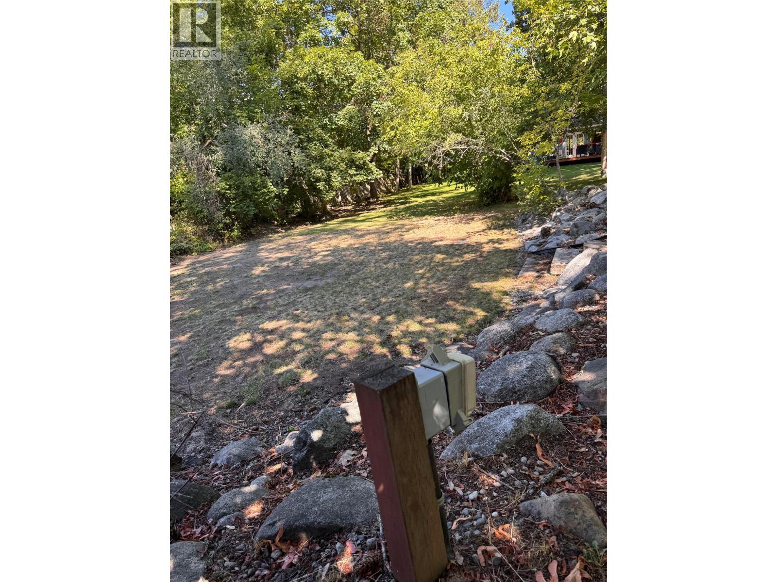 9&11 KINGSLEY Road, Christina Lake